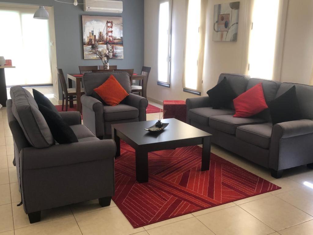 Villa Kot Pyla Exteriör bild